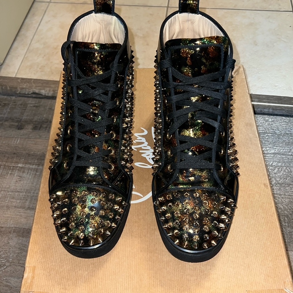 Christian Louboutin Louis Plato flat patent voie